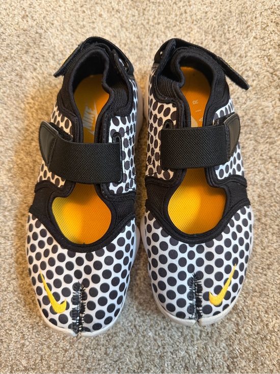 Nike Shoes - Nike Air Rift Tabi Black & White Polka Dot Athletic Shoes
